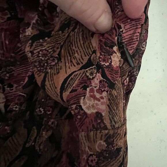 Style & Co. Maxi Dress with V Neck in Lightweight Fabric Moves with Breeze SZ 10 - Picture 8 of 11